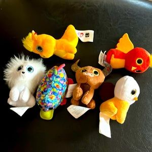 Bundle 🦄 at 8 for $25. Ty bundle of 6 with fabric tags.